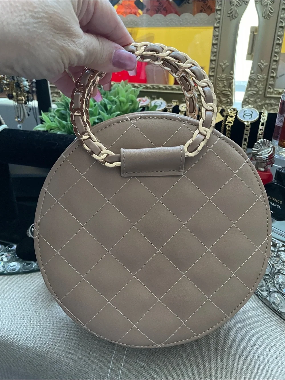 ✨Faux-Leather Quilted Crossbody Bag in Nude Pink✨NWT